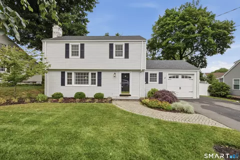 254 Tunxis Rd, West Hartford, CT 06107
