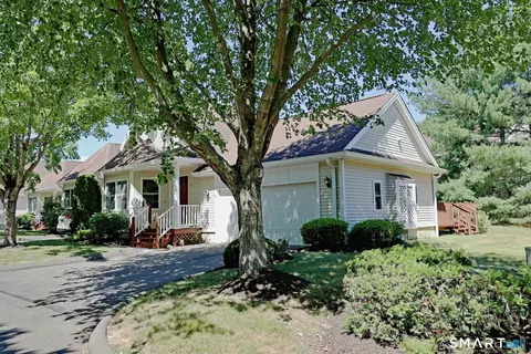 191 Summerfield Gdns #191, Shelton, CT 06484