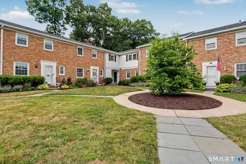 113 Heritage Hill Rd #113, New Canaan, CT 06840