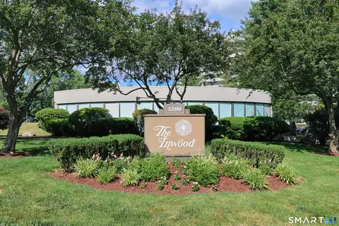 3200 Park Ave #9D1, Bridgeport, CT 06604