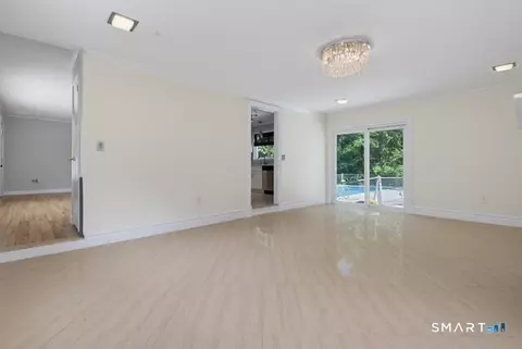 Living - 16 Crestview Ter, Wallingford, CT 06492 photo 6 of 6