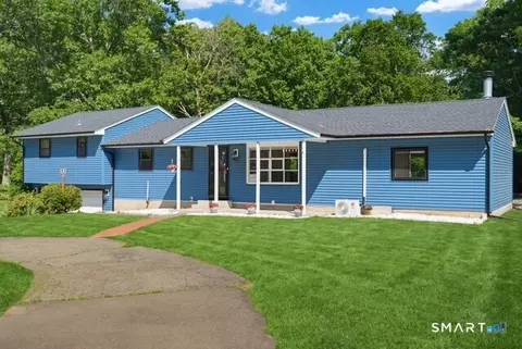 Exterior - 16 Crestview Ter, Wallingford, CT 06492 photo 2 of 10