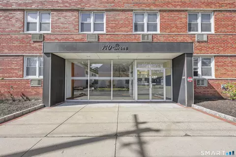140 Grove St #4G, Stamford, CT 06901
