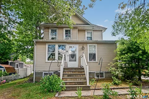 44 Toms Rd, Stamford, CT 06902