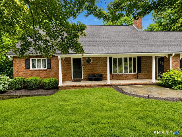 244 Strobel Rd, Trumbull, CT 06611
