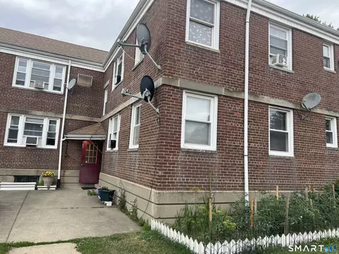 440 Success Bld 86 Ave #15, Bridgeport, CT 06610