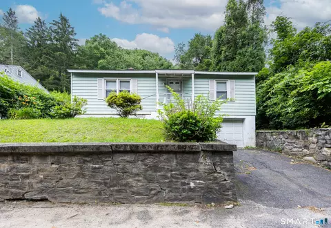 65 Bucks Hill Rd, Waterbury, CT 06704