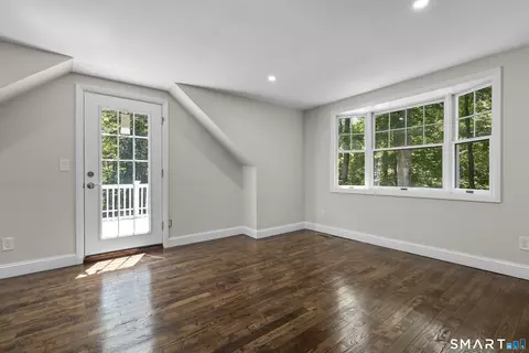 Bedroom - 33 Old Stagecoach Rd, Redding, CT 06896 photo 3 of 3