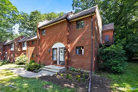 550 Darling St #5H, Southington, CT 06489