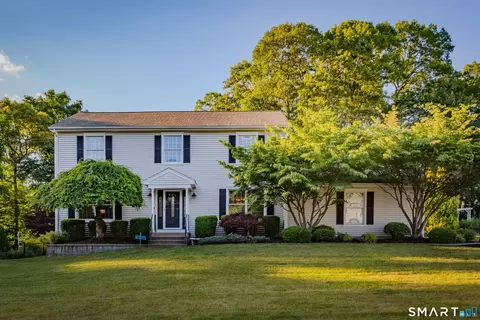30 Crested Ridge Ct, Stratford, CT 06614