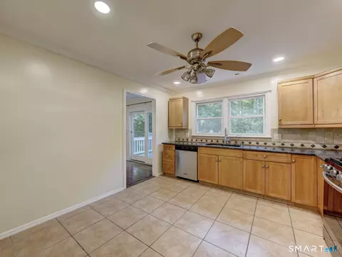 Kitchen - 98 Osborn Ln, Monroe, CT 06468 photo 5 of 5