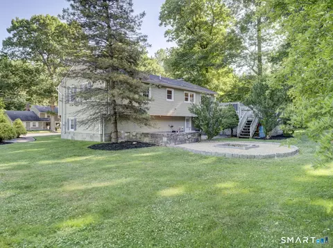 Exterior - 98 Osborn Ln, Monroe, CT 06468 photo 8 of 9