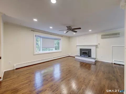 Living - 98 Osborn Ln, Monroe, CT 06468 photo 2 of 8