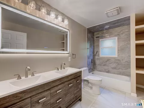 Bath - 98 Osborn Ln, Monroe, CT 06468 photo 1 of 1