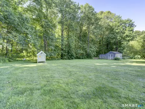 Exterior - 98 Osborn Ln, Monroe, CT 06468 photo 4 of 9