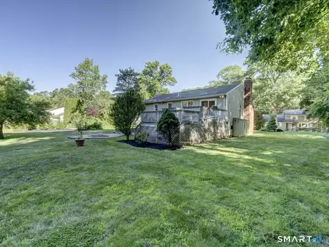 Exterior - 98 Osborn Ln, Monroe, CT 06468 photo 5 of 9