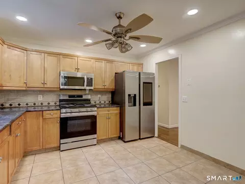 Kitchen - 98 Osborn Ln, Monroe, CT 06468 photo 1 of 5