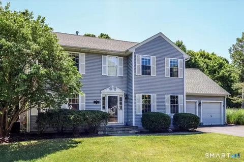 105 Secret Hollow Rd, Monroe, CT 06468