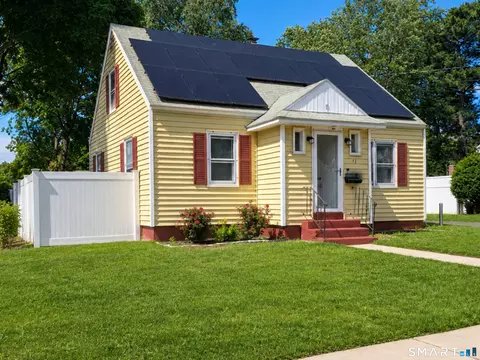 71 Jarvis Rd, Manchester, CT 06040