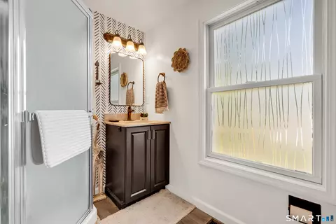 Bath - 39 Dexter Rd, Coventry, CT 06238 photo 1 of 2