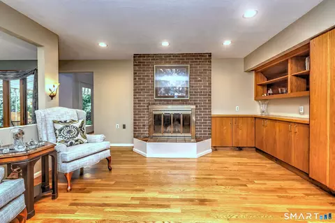 Living - 151 Cheshire Rd, Bethany, CT 06524 photo 4 of 6
