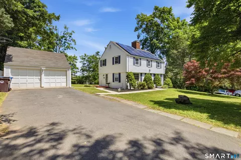 69 S Mountain Dr, New Britain, CT 06052