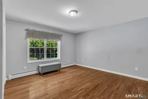 Bedroom - 432 Green Hollow Rd, Killingly, CT 06239 photo 4 of 6