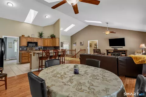 Dining - 432 Green Hollow Rd, Killingly, CT 06239 photo 1 of 1