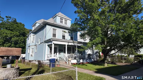 153 Washington Ave, West Haven, CT 06516