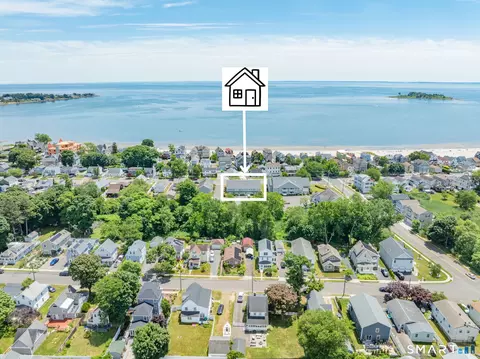 305 Mariners Walk #305, Milford, CT 06460