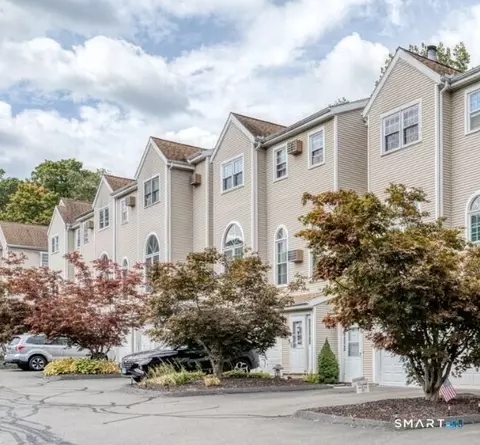 350 Bristol St #C5, Waterbury, CT 06708