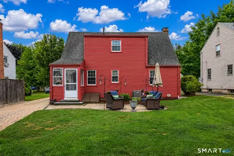 Exterior - 37 Chamberlain Rd, Wethersfield, CT 06109 photo 4 of 10