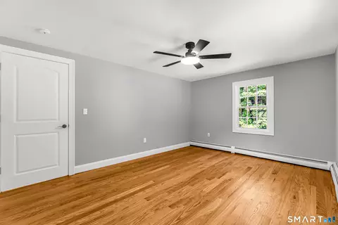 Bedroom - 20 Hydelor Ave, Prospect, CT 06712 photo 4 of 8
