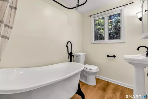 Bath - 20 Hydelor Ave, Prospect, CT 06712 photo 1 of 3