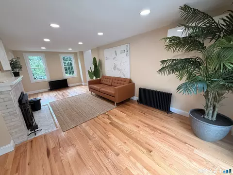 Living - 20 Hydelor Ave, Prospect, CT 06712 photo 10 of 11