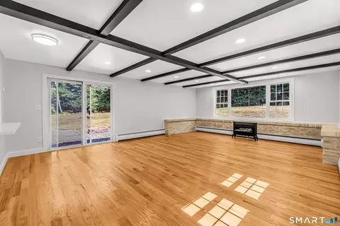 Living - 20 Hydelor Ave, Prospect, CT 06712 photo 1 of 9