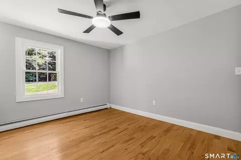 Bedroom - 20 Hydelor Ave, Prospect, CT 06712 photo 3 of 8