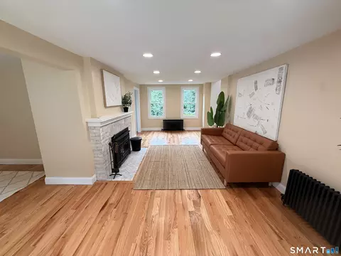 Living - 20 Hydelor Ave, Prospect, CT 06712 photo 9 of 11