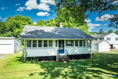 296 Cooke St, Plainville, CT 06062
