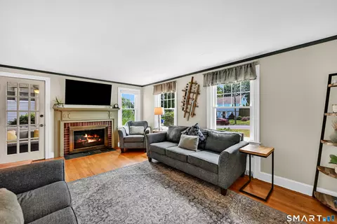 Living - 219 Clearfield Rd, Wethersfield, CT 06109 photo 1 of 3