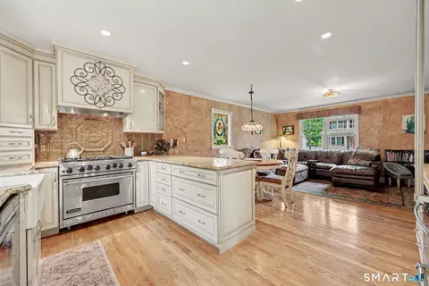 Kitchen - 82 Ramapoo Rd, Ridgefield, CT 06877 photo 5 of 6