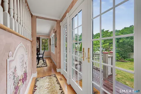 Entry Way - 82 Ramapoo Rd, Ridgefield, CT 06877 photo 4 of 5