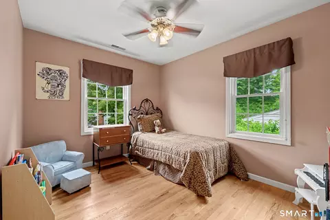 Bedroom - 82 Ramapoo Rd, Ridgefield, CT 06877 photo 4 of 5