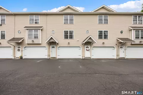 180 Grilleytown Rd #17, Waterbury, CT 06704