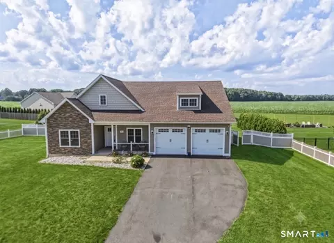 3 Jessie Ln, Windsorville, CT 06016