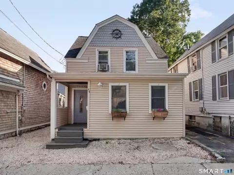 44 Wood Ave, Milford, CT 06460