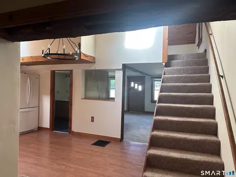 Entry Way - 634 E Street St N, Suffield, CT 06078 photo 2 of 2