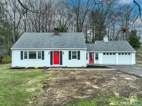 Exterior - 70 Cedar Dr, Durham, CT 06422 photo 3 of 6