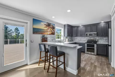Kitchen - 20 Ridgewood Ct, North Haven, CT 06473 photo 1 of 3