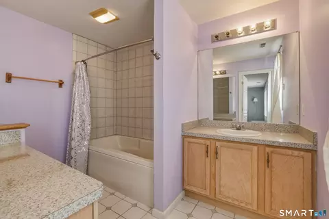 Bath - 20 Ridgewood Ct, North Haven, CT 06473 photo 2 of 6